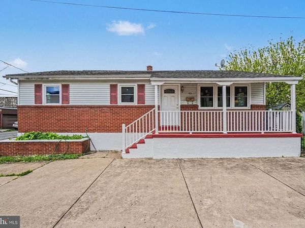 32 34 N POPLAR STREET , MOUNT CARMEL, PA 17851
