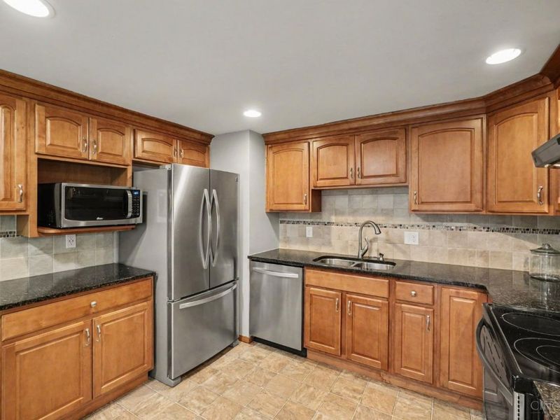 27 MacArthur, Batavia Twp, OH 45102 Photo 5