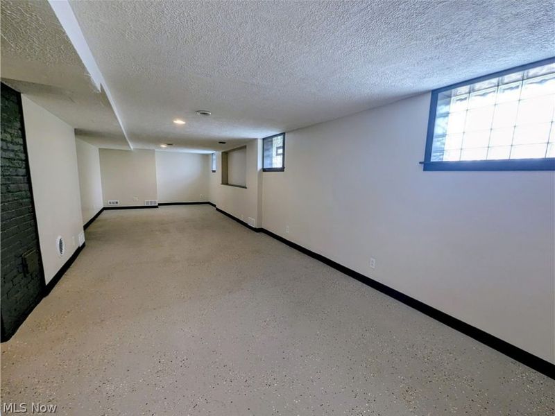 3661 W 134th Street, Cleveland, OH 44111 Photo 35
