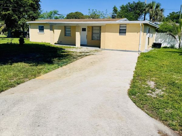 5755 Winfield Boulevard, Margate, FL 33063