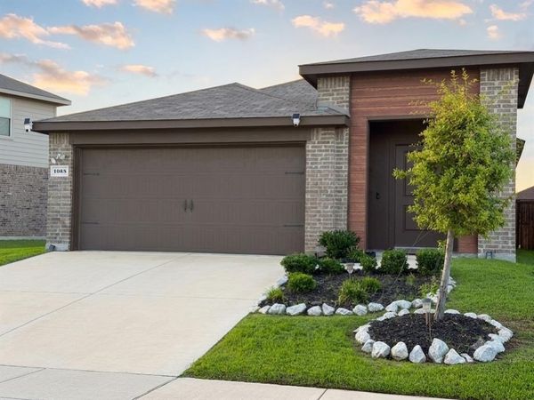 1085 Old Oaks Drive , Forney, TX 75126