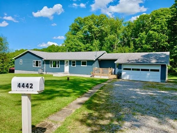 4442 Mercer Pike , Cochranton, PA 16314