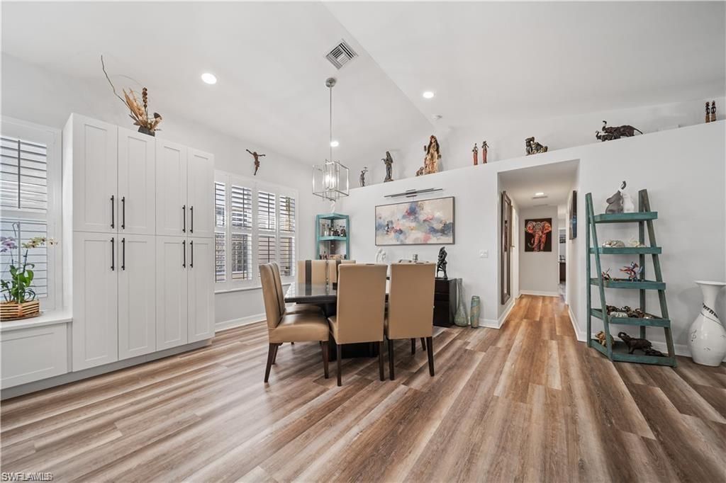 1638 Triangle Palm Ter , Naples, FL 34119 Photo
