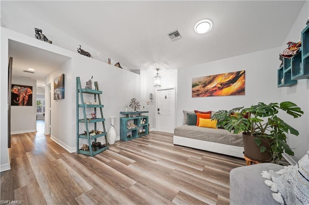 1638 Triangle Palm Ter , Naples, FL 34119 Photo