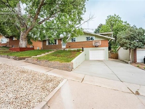 1911 Berkshire Lane, Colorado Springs, CO 80909