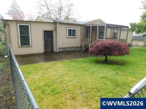 406 Chicago St NE, Albany, OR 97321