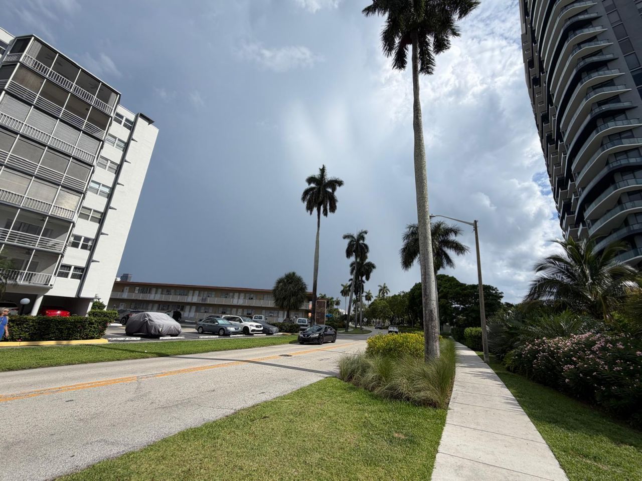 26 Diplomat Parkway, Hallandale, FL 33009 Photo