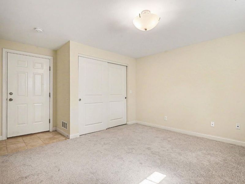 2926 Eden Avenue, Unit I2926, Cincinnati, OH 45219 Photo 12