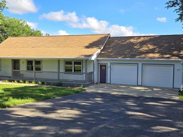 8436 N Marty Road, New Glarus, WI 53574