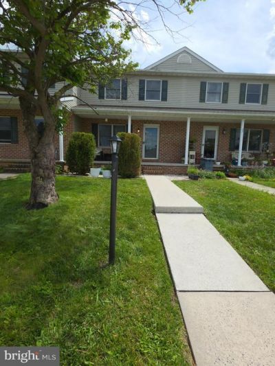 25 PIONEER LANE, GETTYSBURG, PA 17325