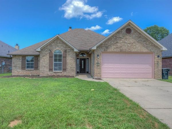 340 Avondale, Bossier City, LA 71112