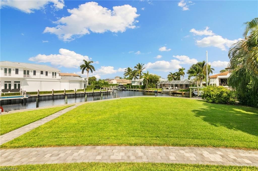 2140 Shad Ct, Naples, FL 34102 Photo