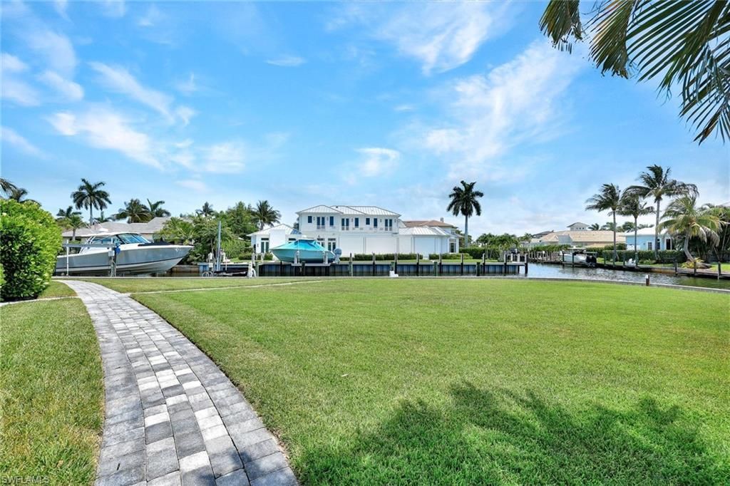 2140 Shad Ct, Naples, FL 34102 Photo