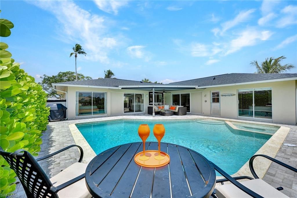 2140 Shad Ct, Naples, FL 34102 Photo