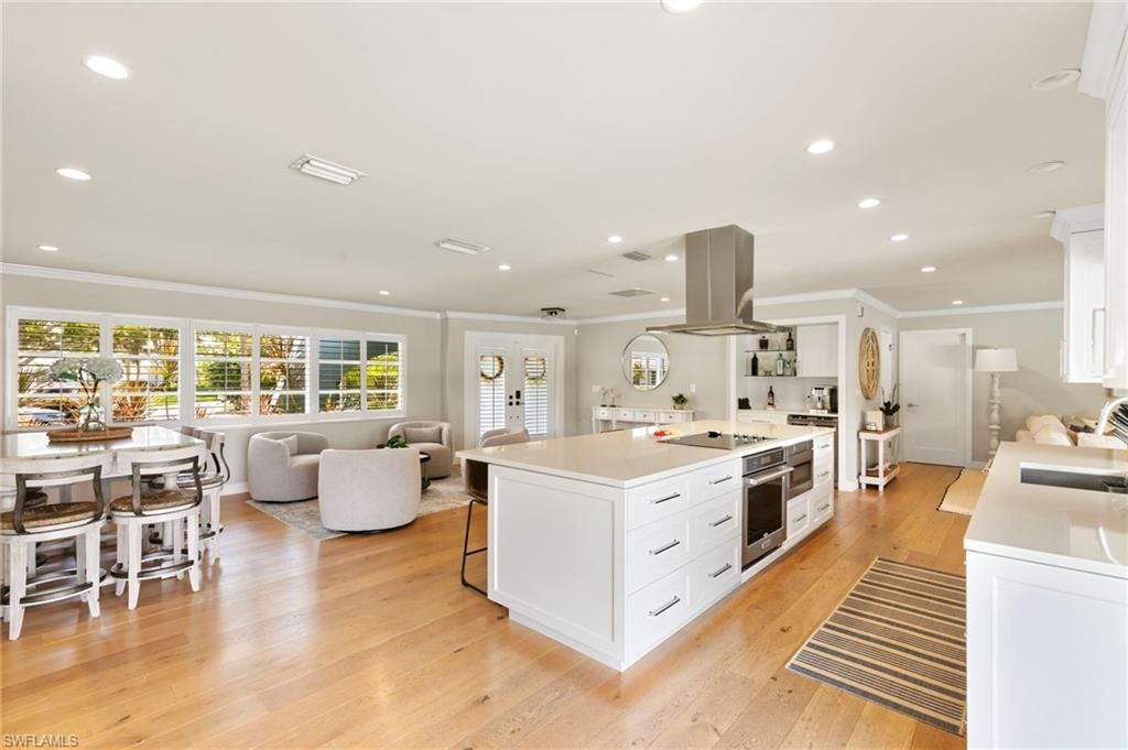 2140 Shad Ct, Naples, FL 34102 Photo
