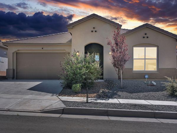 9105 Cambrils Drive NW, Albuquerque, NM 87114