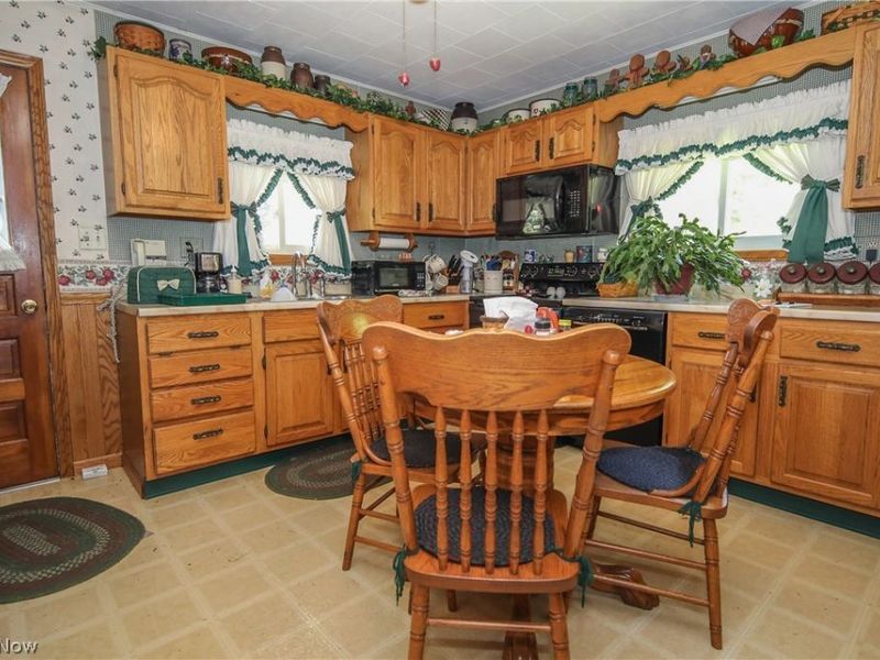 24273 Leatherwood Road, Quaker City, OH 43773 Photo 10