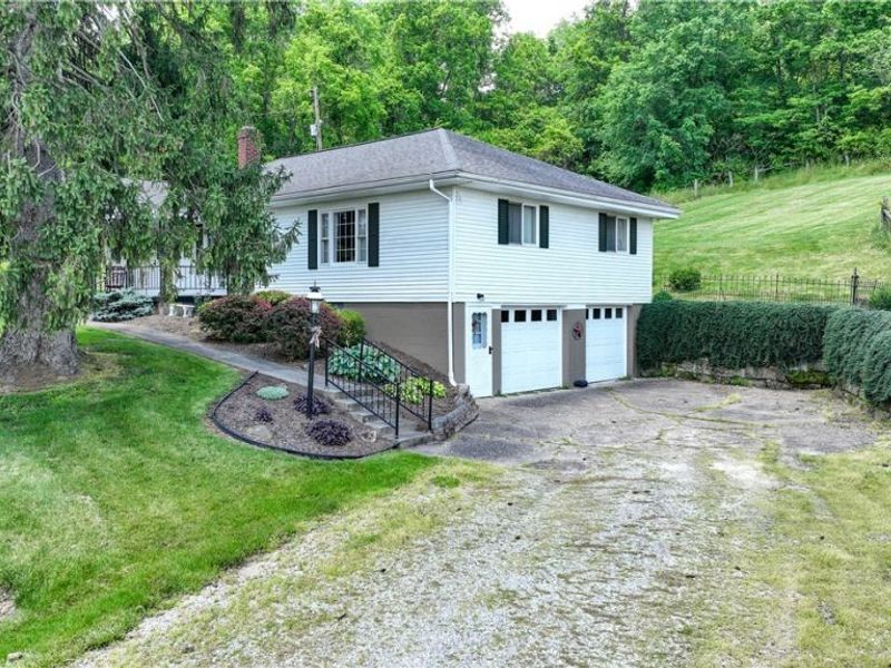 24273 Leatherwood Road, Quaker City, OH 43773 Photo 2