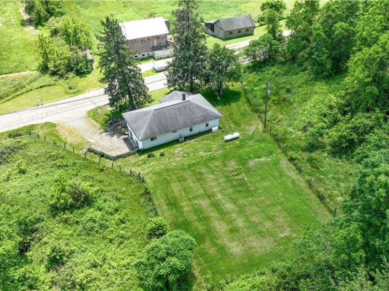 24273 Leatherwood Road, Quaker City, OH 43773 Photo 8