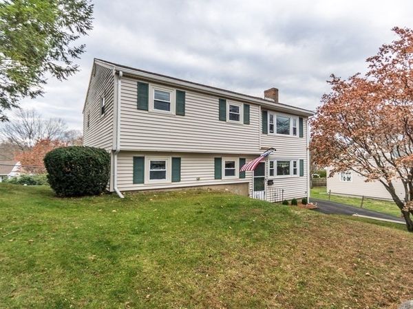 170 Ravenswood, Waltham, MA 02453