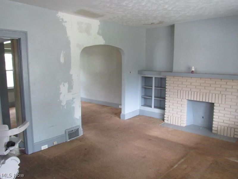 4273 E 136, Cleveland, OH 44105 Photo 8