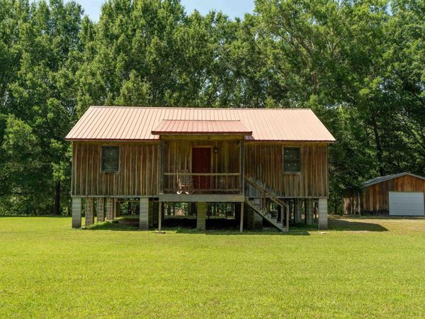 357 Cyperts Bluff Rd , Searcy, AR 72143