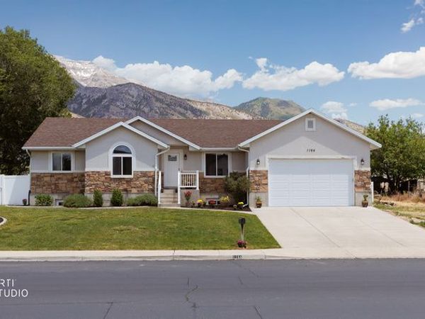 1164 N 300 E, Pleasant Grove, UT 84062