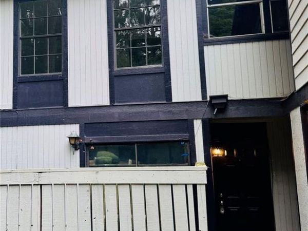 1413 Stone Mill Trace, Stone Mountain, GA 30083
