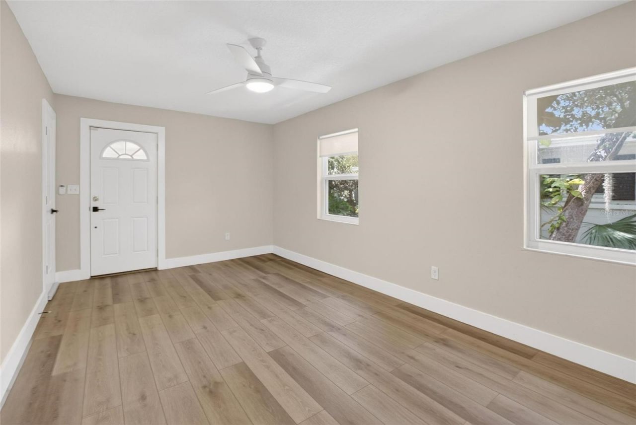 5326 S Russell Street , Tampa, FL 33611 Photo
