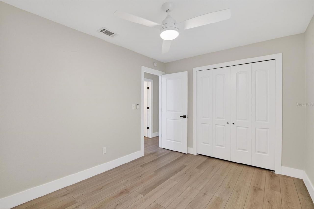 5326 S Russell Street , Tampa, FL 33611 Photo