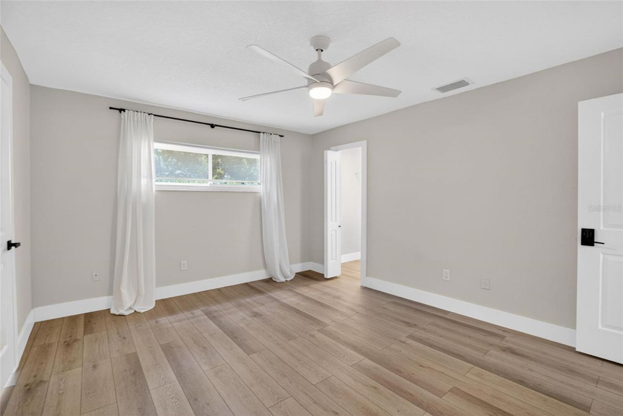 5326 S Russell Street , Tampa, FL 33611 Photo