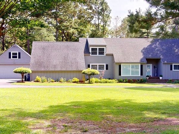 114 Deerborn Drive , Goldsboro, NC 27534