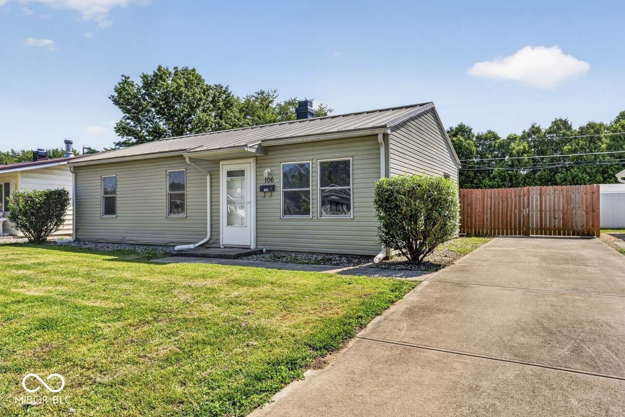 106 Eastman Road, Chesterfield, IN 46017 Main Photo