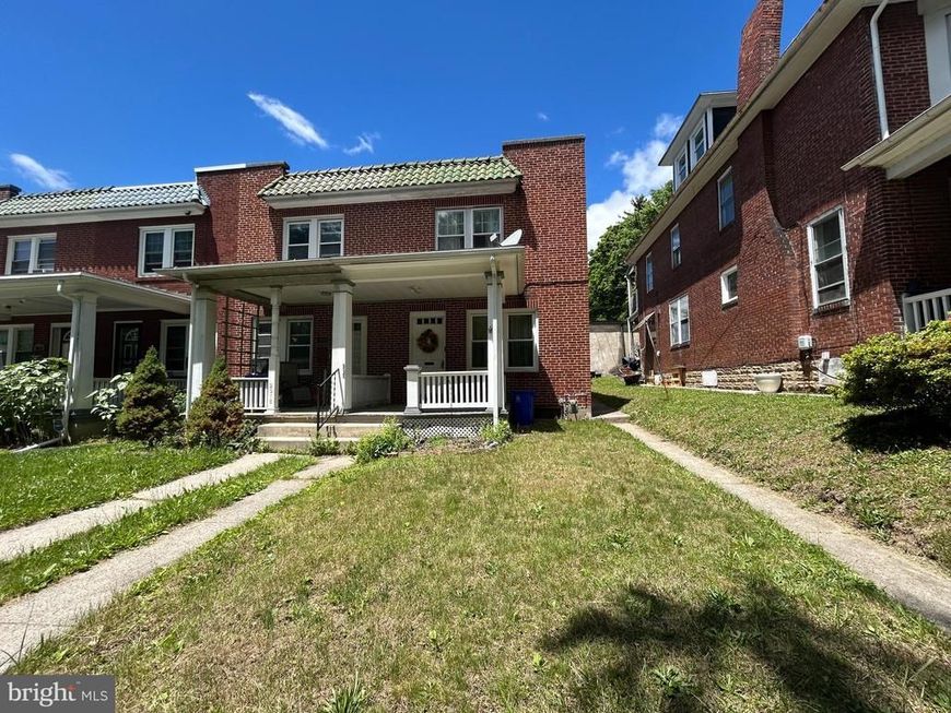 2020 Holly Street, Harrisburg, PA 17104 Main Photo