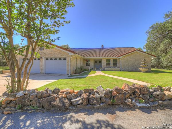 830 Palomino Lane, San Marcos, TX 78666