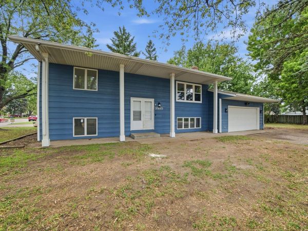 3910 65th Street E, Inver Grove Heights, MN 55076