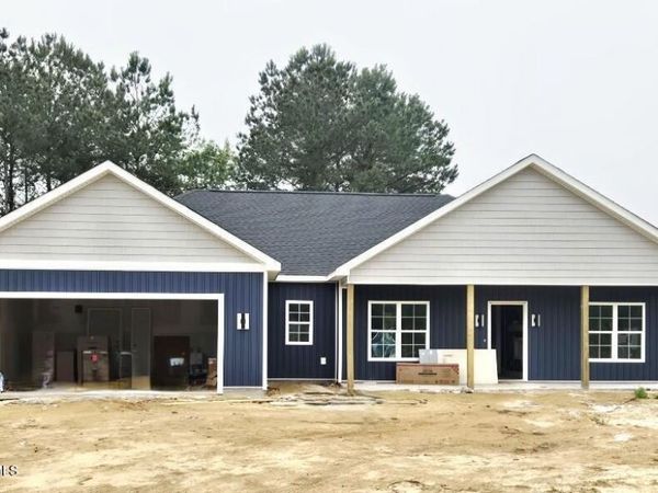 713 Windchime Court , Kinston, NC 28504