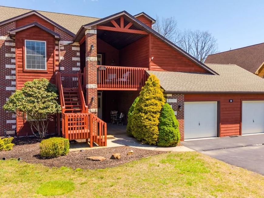 40 Sugarloaf Lane , Unit 1603, Hazleton, PA 18202 Main Photo
