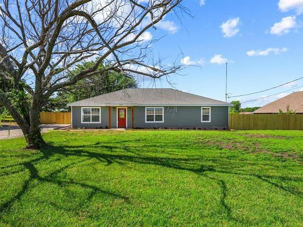 1206 E Fm 902 , Howe, TX 75090