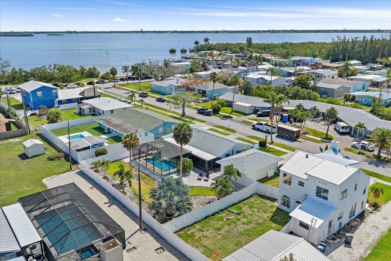 3618 117th Street W, Bradenton, FL 34210 Photo