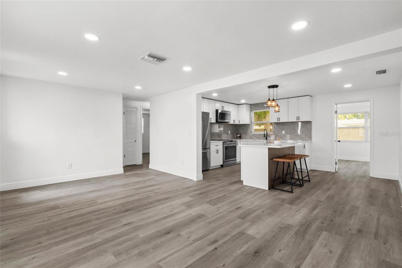 4820 Salem Drive, New Port Richey, FL 34652 Photo