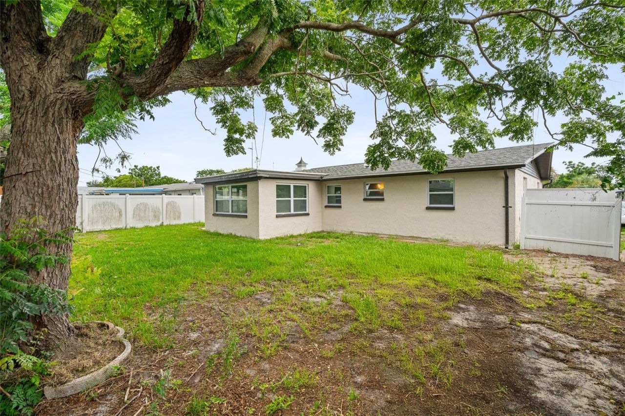 4820 Salem Drive, New Port Richey, FL 34652 Photo