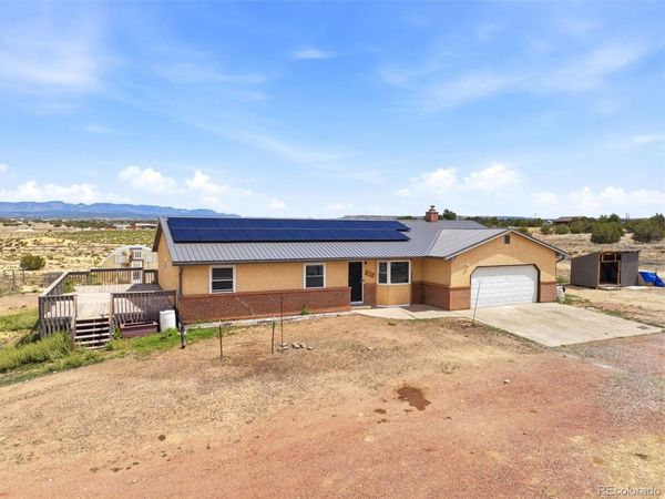 1747 16th Street , Penrose, CO 81240