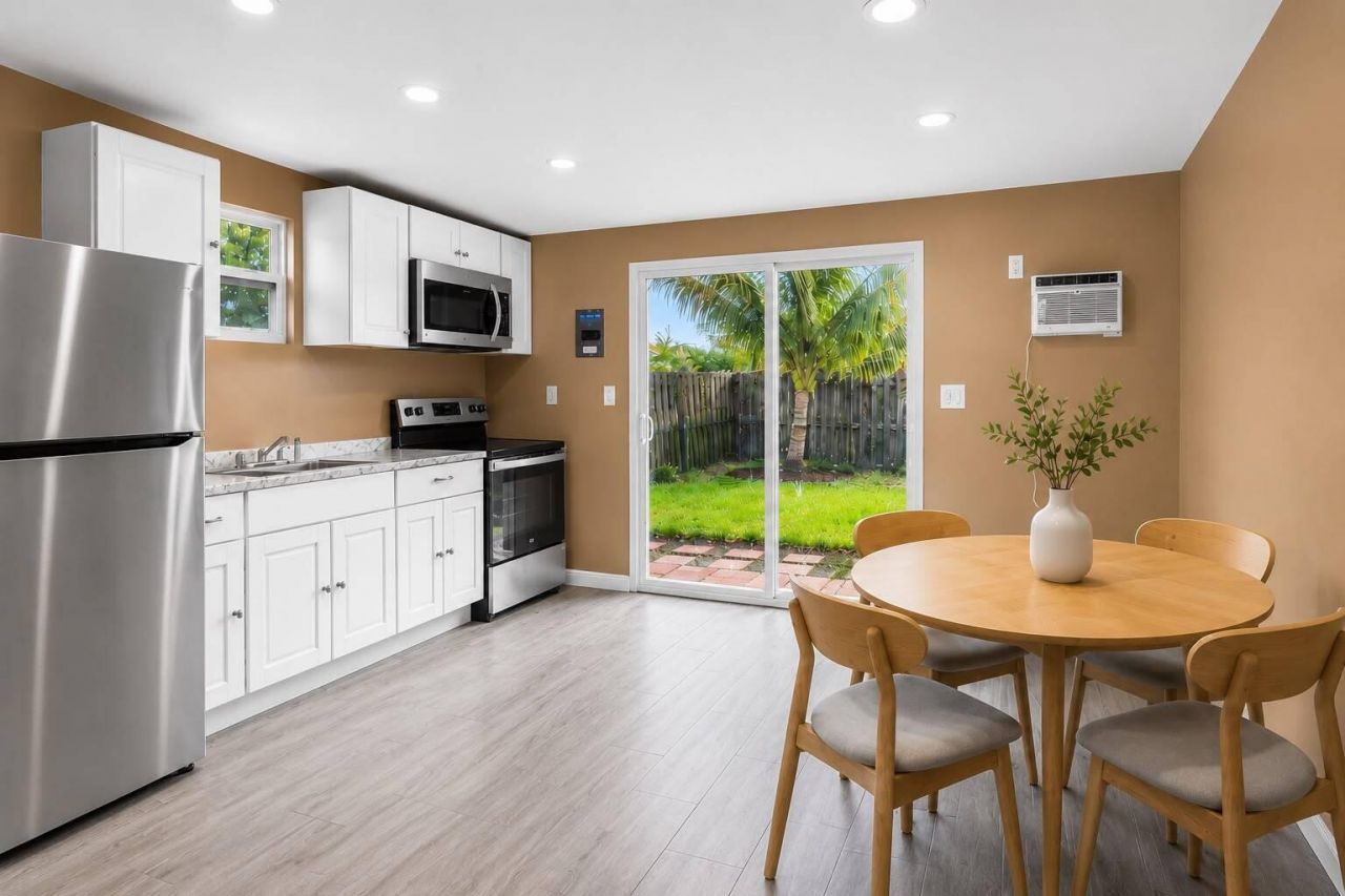 4557 SW Athena Drive, Port Saint Lucie, FL 34953 Photo