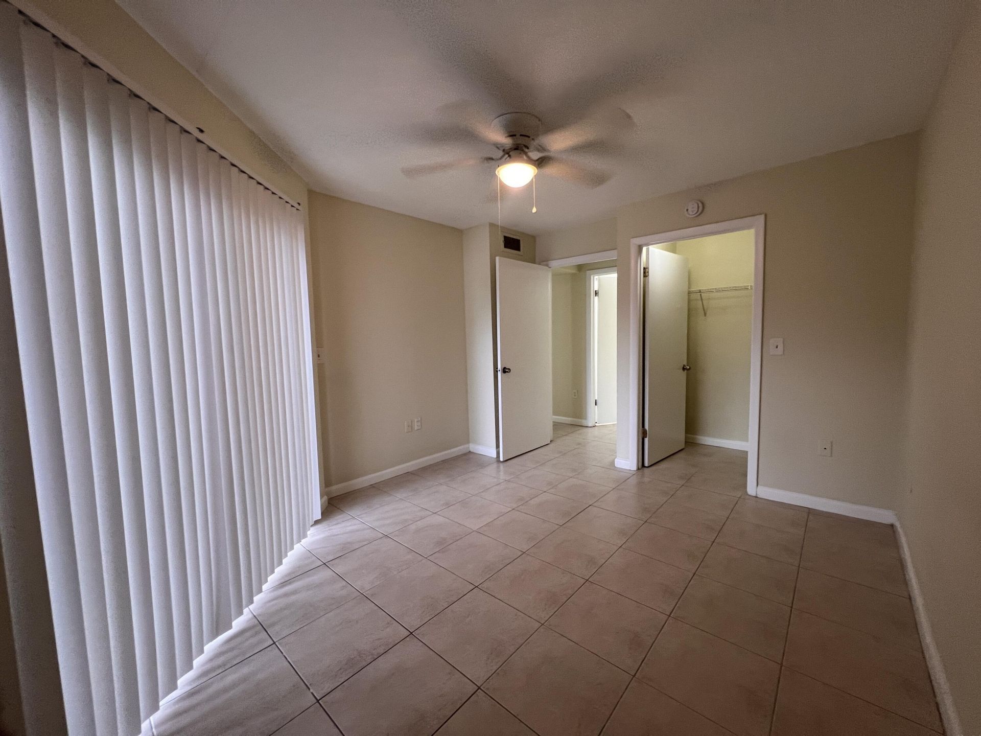 4847 Via Palm Lakes, Unit 1005, West Palm Beach, FL 33417 Photo