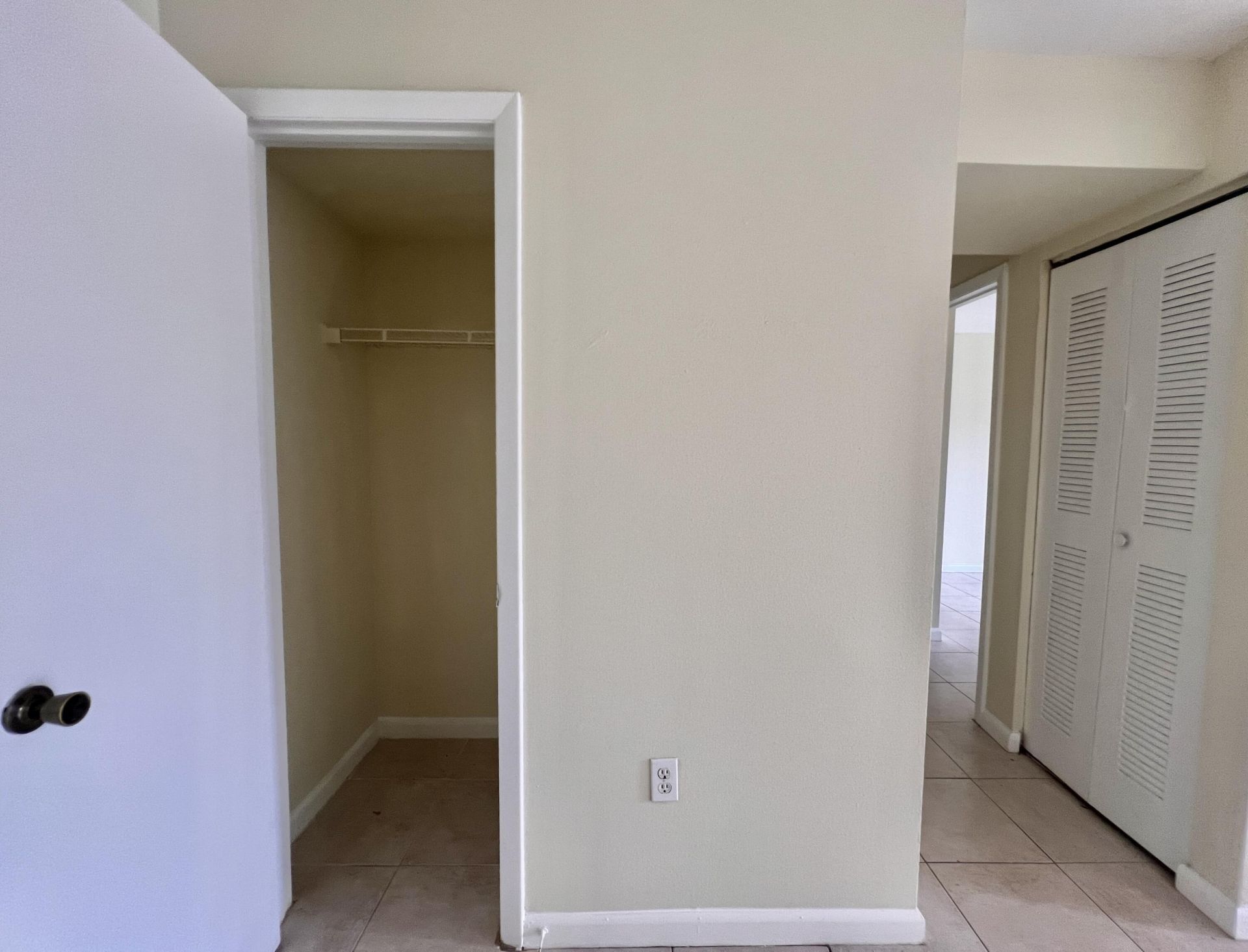 4847 Via Palm Lakes, Unit 1005, West Palm Beach, FL 33417 Photo