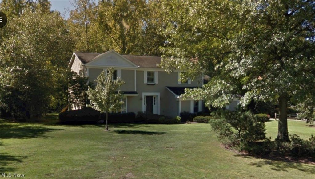 11 Chelsea Court, Chagrin Falls, OH 44022 Main Photo