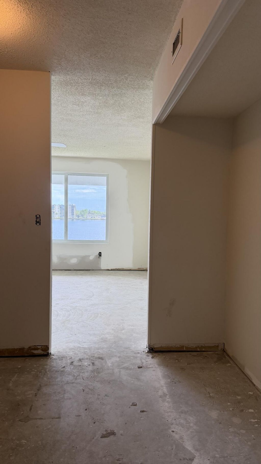 1100 NE 191st Street, Unit 44, Miami, FL 33179 Photo