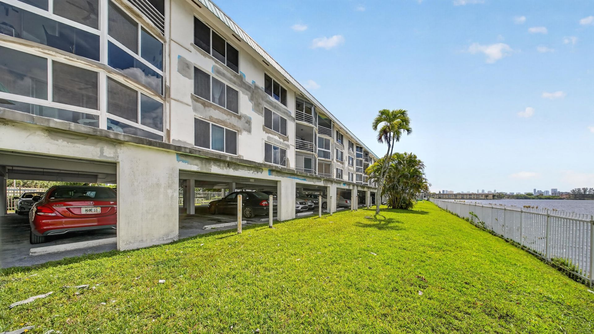 1100 NE 191st Street, Unit 44, Miami, FL 33179 Photo