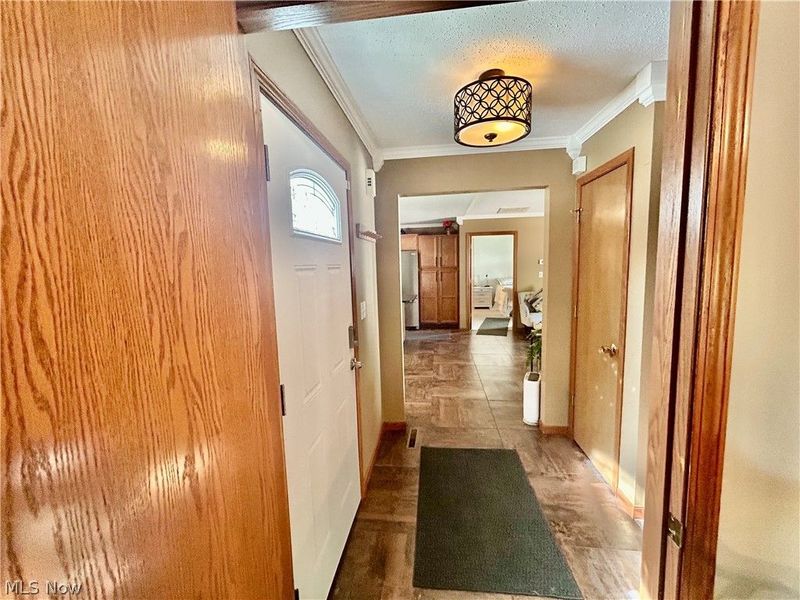 5916 Callaway Circle, Youngstown, OH 44515 Photo 9